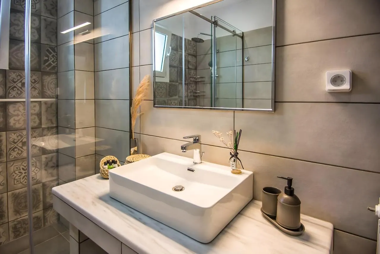 Aristotelis Apartment Lakithra-Alexandra 0*,